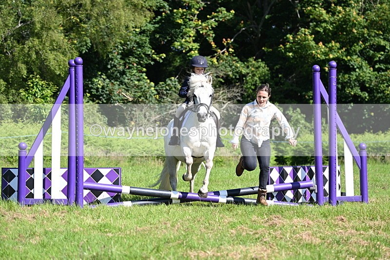 WJ6_3666 - Class 1 Tiny Cross Poles