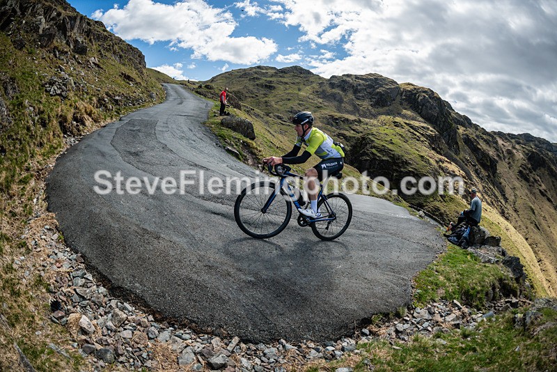 111033 - Hardknott Hairpin 11.00 - 12.00