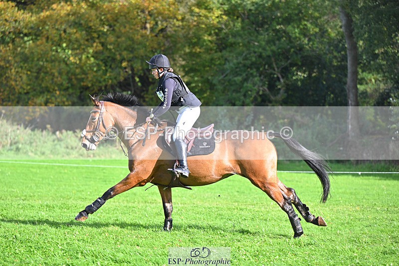 241025-123105-08247 - 102-Holly.Morris-ROYALE.LOUIS