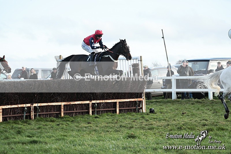 PtP 141225  1835 - New Forest Hounds PtP Larkhill 14/12/25