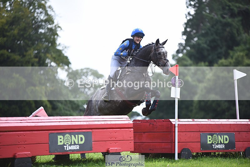 240804-162228-18570 - 669-Maisy_Miller-HEADDON_SWAN_SONG