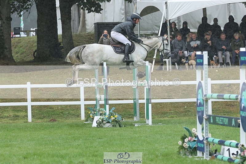 250830A-133931-06749 - Cls 16 Snr Newcomers and 1.10m Open