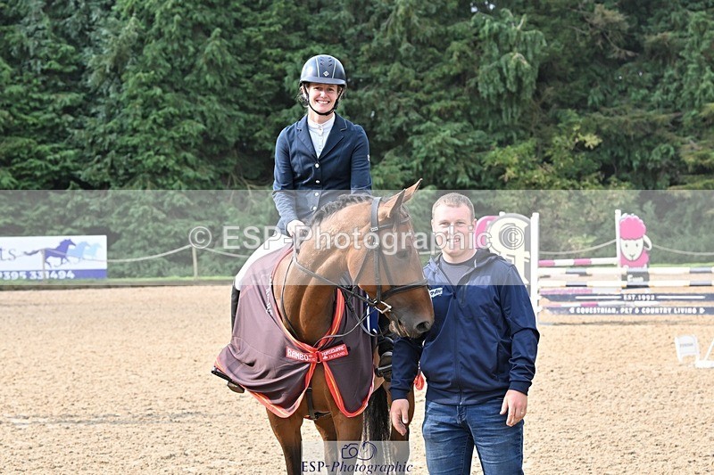 240818-093556-03433 - Cls 8A Snr British Novice