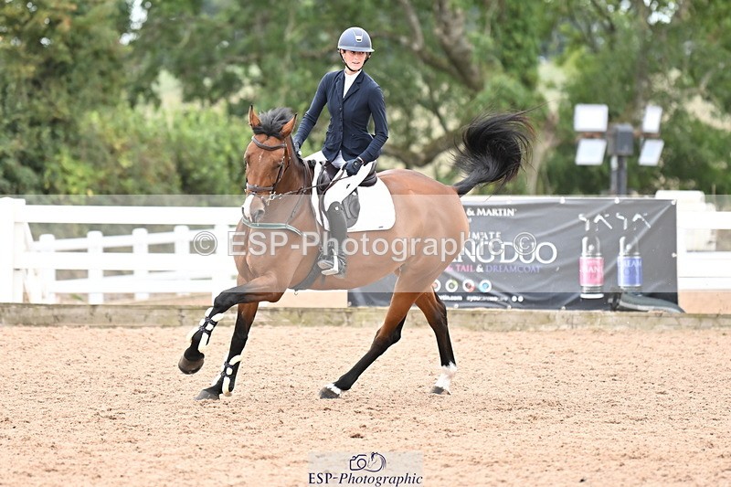 250820B-131527-00737 - Cls 4 Newcomers and 1.10m Open