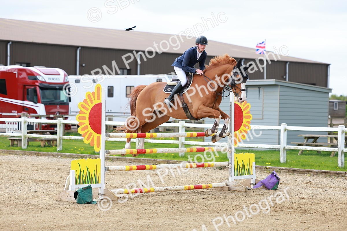SBM_002647 - Class 11 - Senior Foxhunter - 1.20m