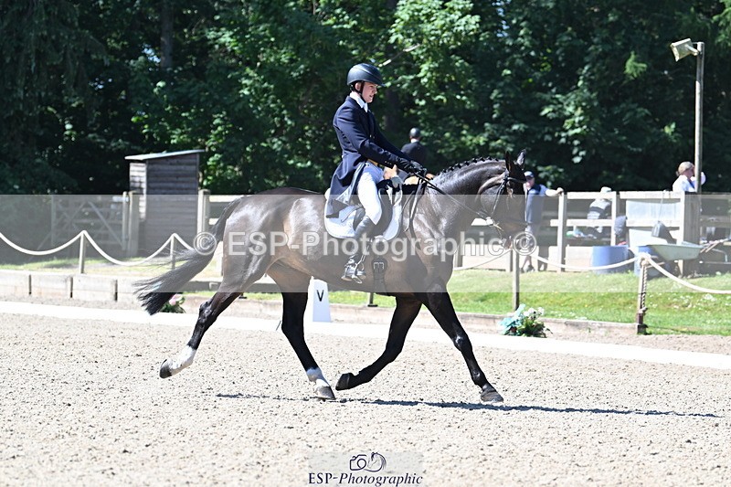 250522A-103405-03141 - A-012-Archie.Tulloch-ZIPPED.UP