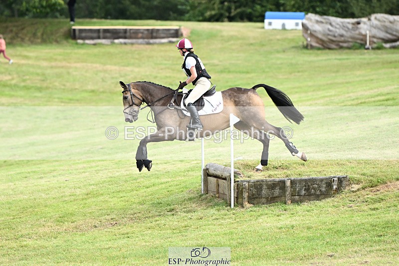 240825X-140400-34905 - 80cm XC 14.30 to 15.30