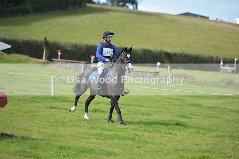 RAY_8245 - Class 1: Trebudannon Open: Red Table
