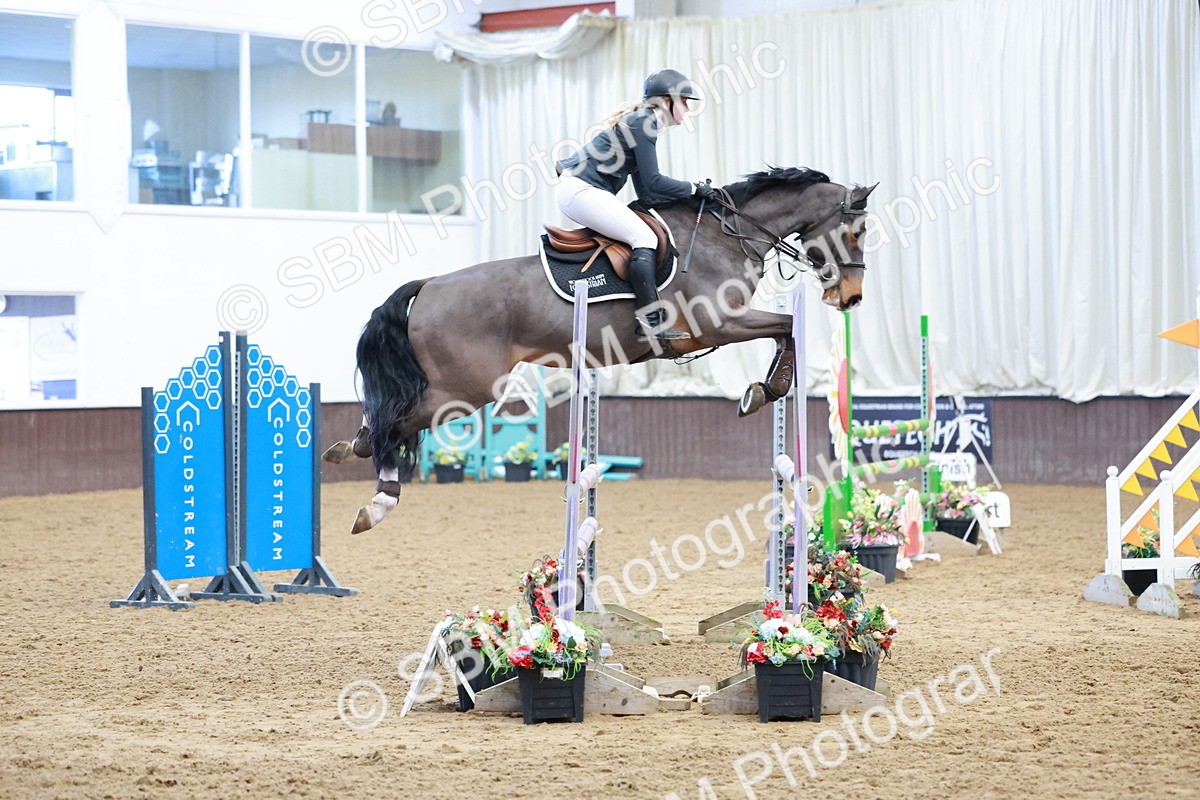 SBM_003705 - Class 11 - Senior Newcomers/ 1.10m Open