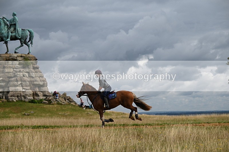 DSC_4557 - Time at Statue 09:50 to 11:09