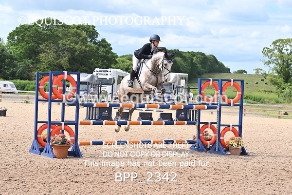 BPP_2342 - CLASS 23 SUN Senior Foxhunter/ 1.20m Open