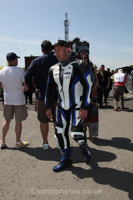 IMG_0429 - Senior TT - Start Line