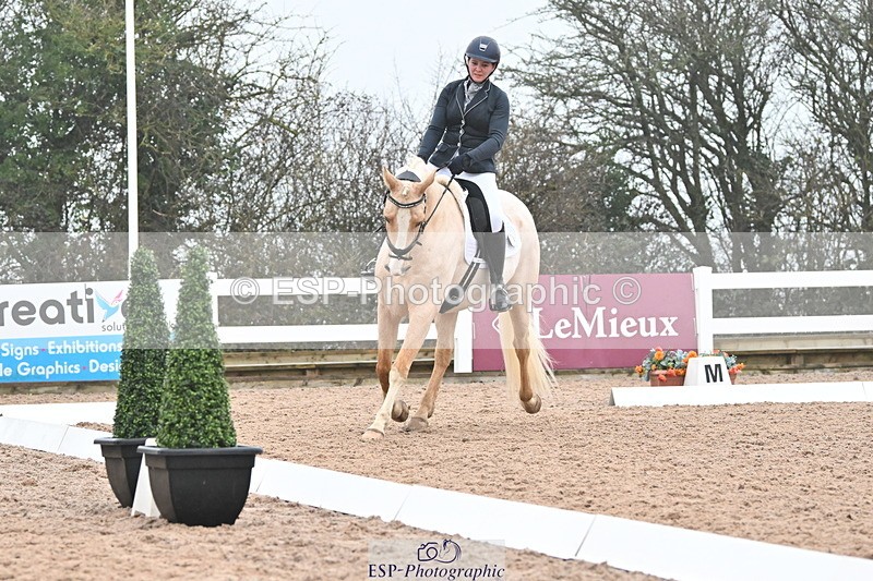 240217A-092024-00347 - 130-Kate.Kerswell-Top.Gun.RB