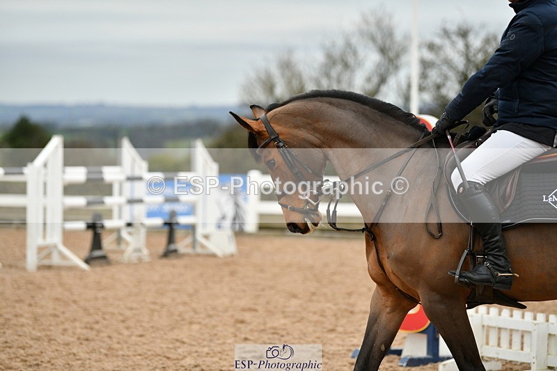 240112A-135355-01017 - Cls 6 Foxhunter and 1.20m Open