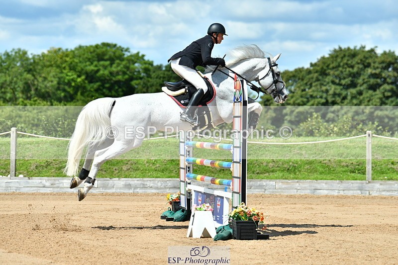 230720A-112035-02132 - Cls 5, 2 Star Medium 1.35m