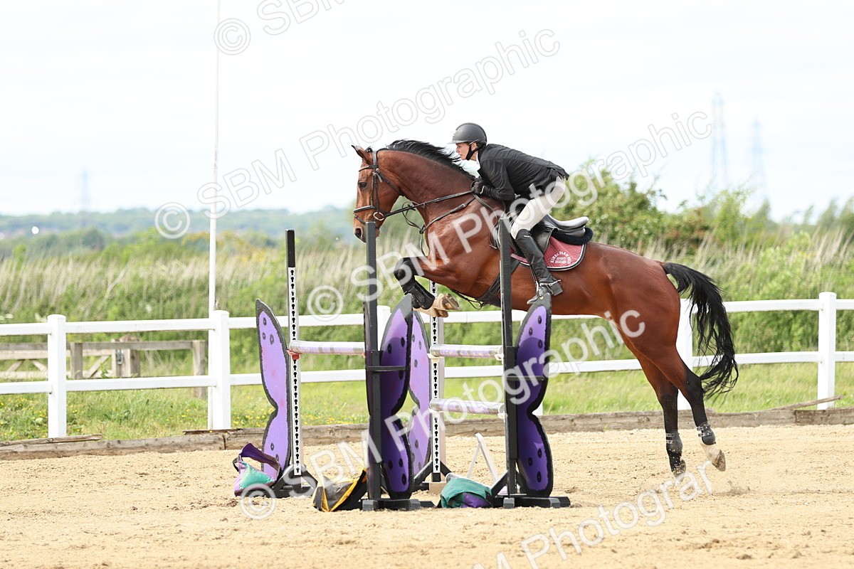 SBM_001340 - Class 5 - Senior Foxhunter - 1.20m