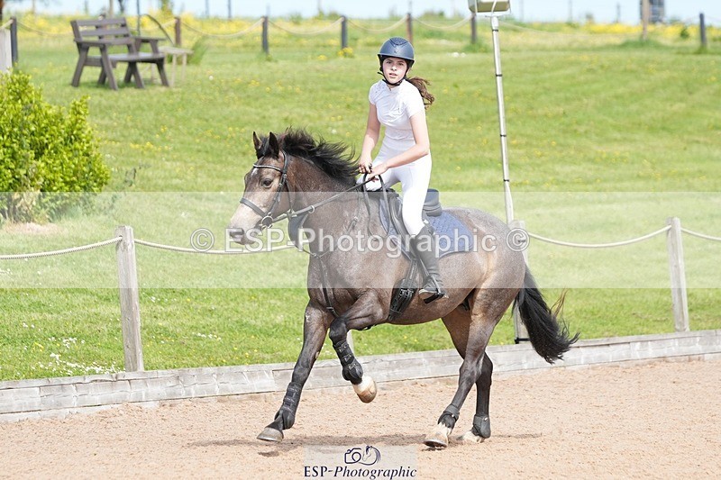 260523-152120-00755 - Cls 9 Pony Foxhunter and 1.10m Open