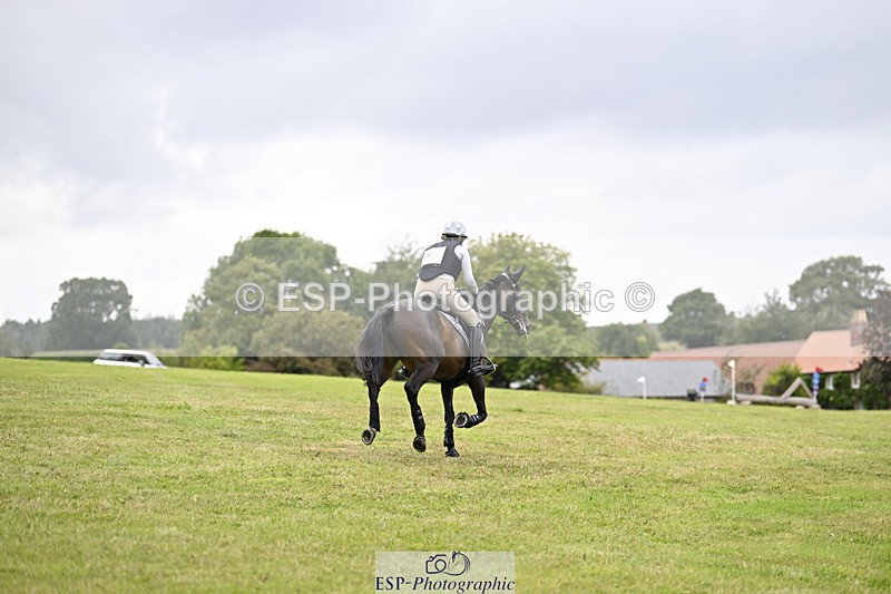 240825X-172310-37730 - 80cm XC 16.30 to 17.30