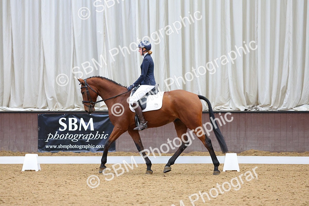 SBM_003129 - Novice
