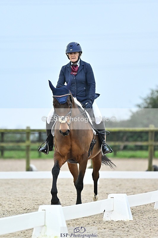 241103-155406-03263 - Novice 1 - 14.44 to 16.08