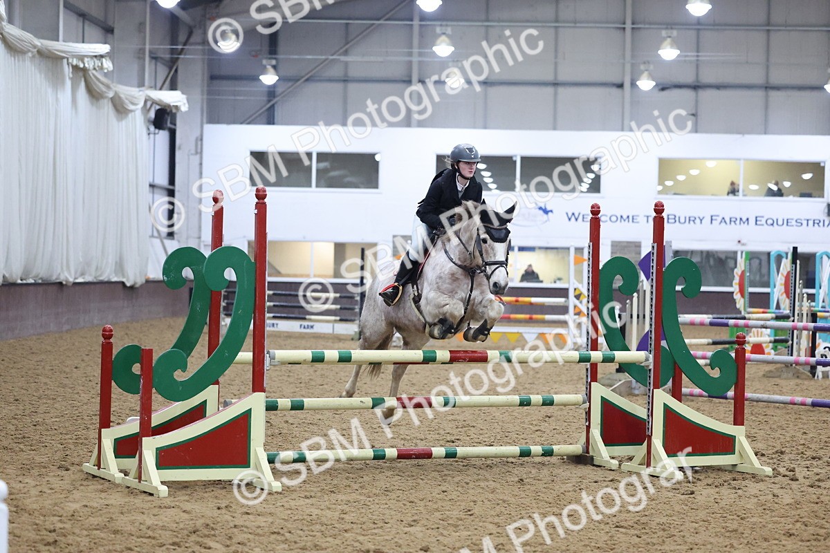 SBM_003331 - Class 11 - Blue Chip Pony Newcomers - 1.00m Open