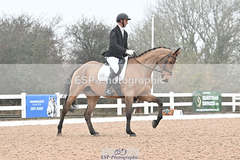 240217A-112104-01306 - 249-Joe.Roome-Acqua.Marina.Della.Caccia