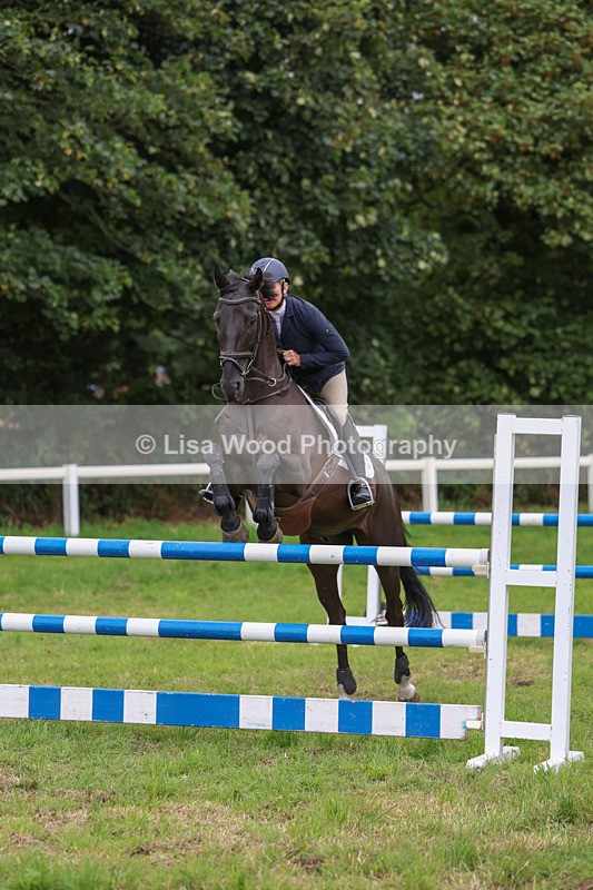 3E7A8126 - Class 7: Senior Newcomers/1.10m open