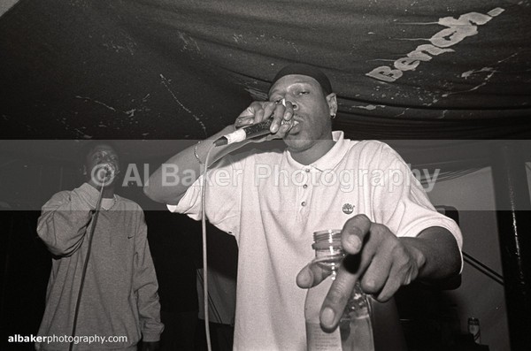 22 - Friends-&-Family @ the-roadhouse 07.04.01