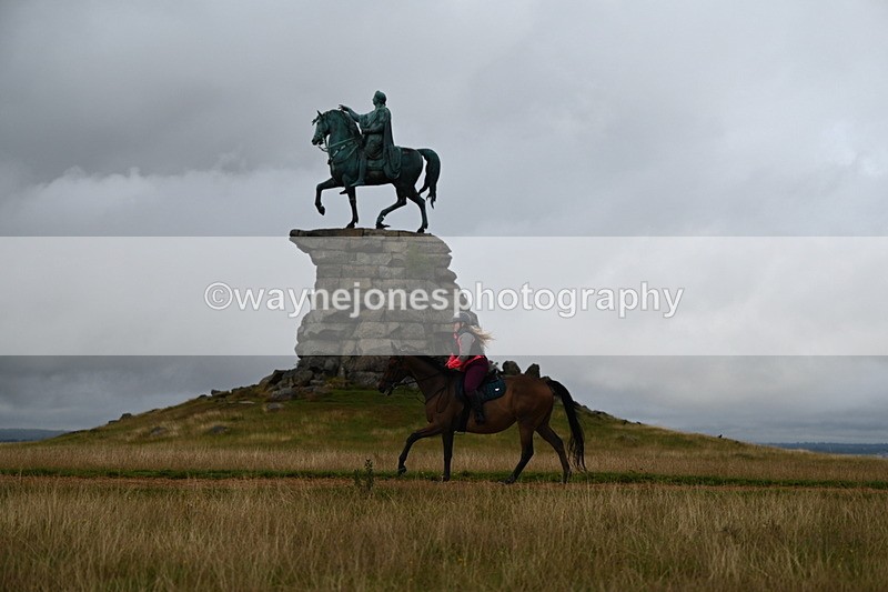 DSC_3943 - Time at Statue 14:56 to 15:05