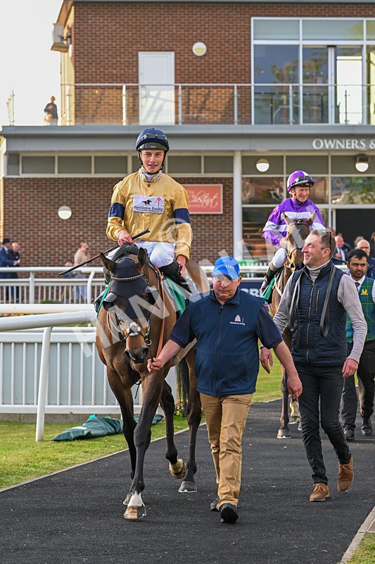 220425-Race 6-Perfectly Timed-9426