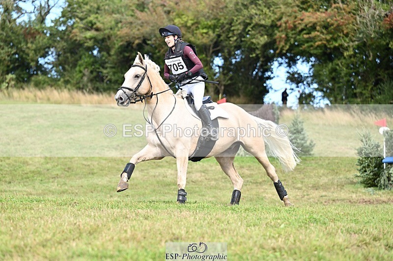 250831-144253-10970 - O-705-Imogen.Knight