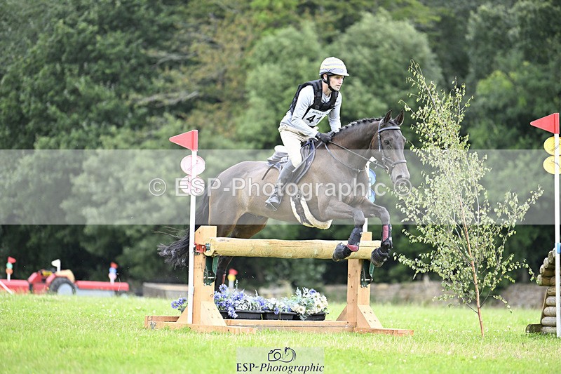 240804-113135-12054 - 414-Alex_Jupp-CARRY_ON_REGARDLESS