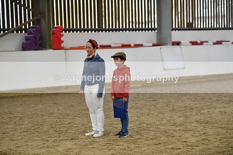 WJ5_6186 - Class 9 Ridden Veteran