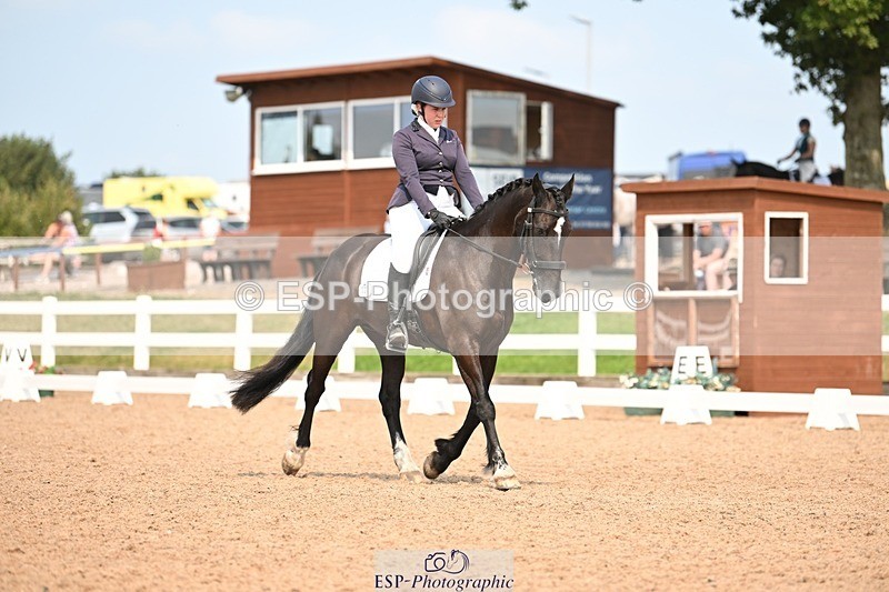 250816-150102-06071 - 027-Samantha.PringTongwynlais.Moon.Dancer