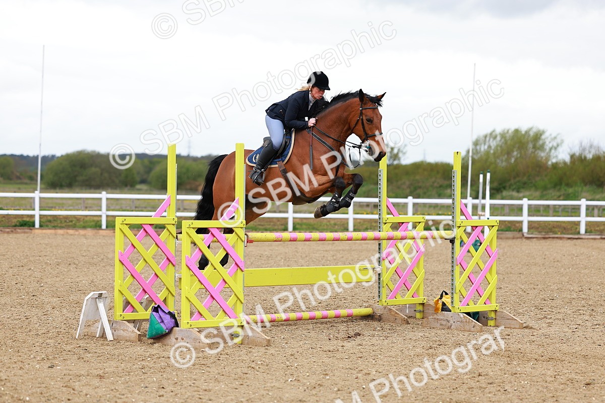 SBM_002348 - Class 10 - Senior Newcomers - 1.10m