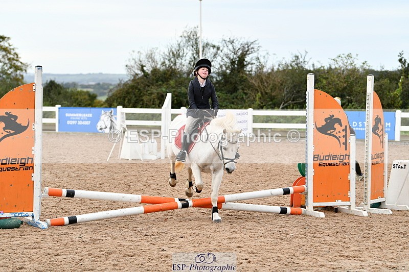 241013B-085933-00070 - Cls 1 Clear Round