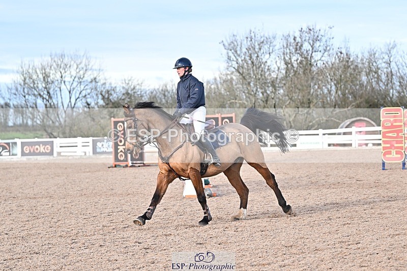 251126-125225-00536 - Cls 4 Newcomers and 1.10m