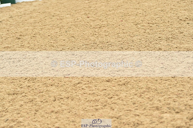 230720A-135422-03228 - Cls 21, 1 Star Gold 1.30m