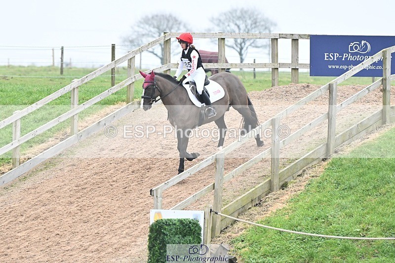 250118-140214-01400 - Cls 3A&B 90cm 13.20 to Coursewalk