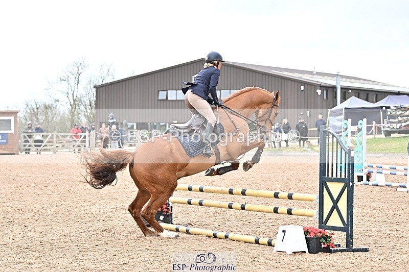 250414-101556-00042 - 70cm Round 1