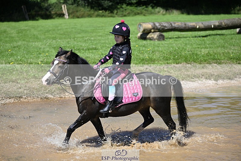 240728B-112128-00951 - Theo's Group XC