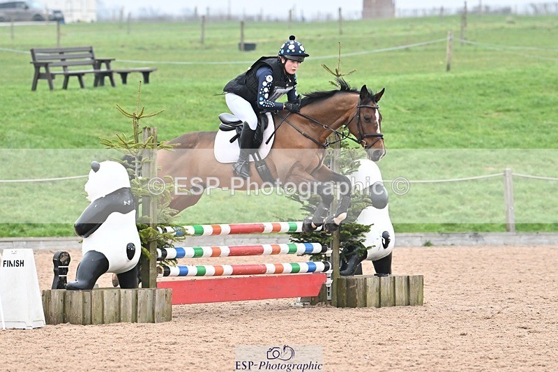 250118-141458-01473 - Cls 3A&B 90cm 13.20 to Coursewalk