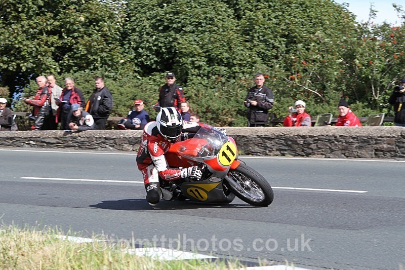 IMG_0408 - 500cc Classic TT Race