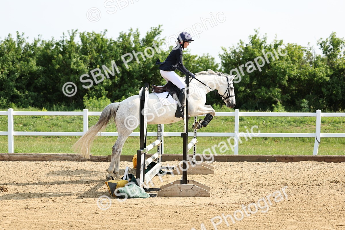 SBM_003792 - Class 15 - Clear Round