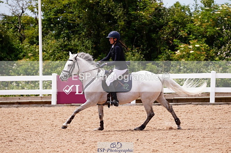 240629A-130028-05532 - Cls 18 Newcomers and 1m Open