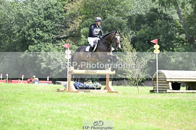 240804-121124-12561 - 364-Tom_Rowland-MONBEG_SKYFALL