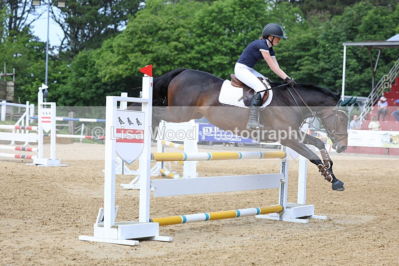 3E7A0522 - Class 10: Senior 95cm open