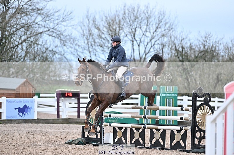 241127-140103-00735 - Cls 05A&B Snr Fox & 1.20m Open