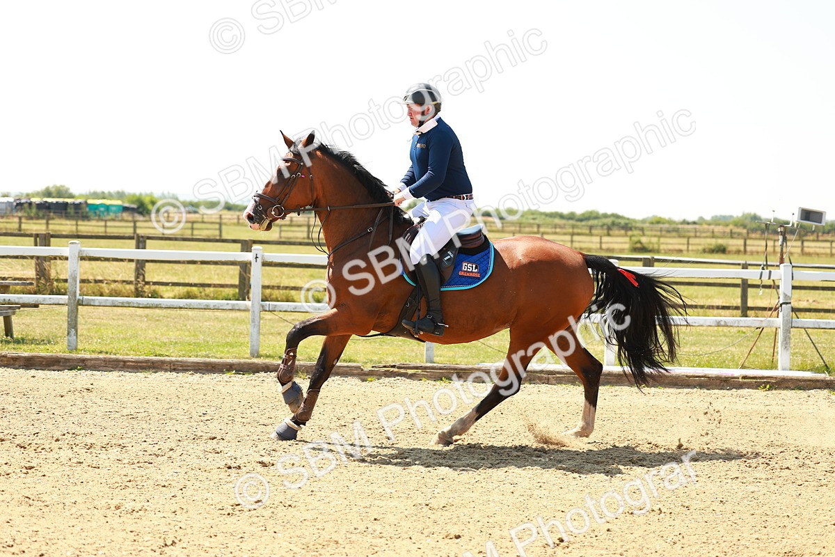SBM_000939 - Class 3 - Senior Discovery - 1.00m