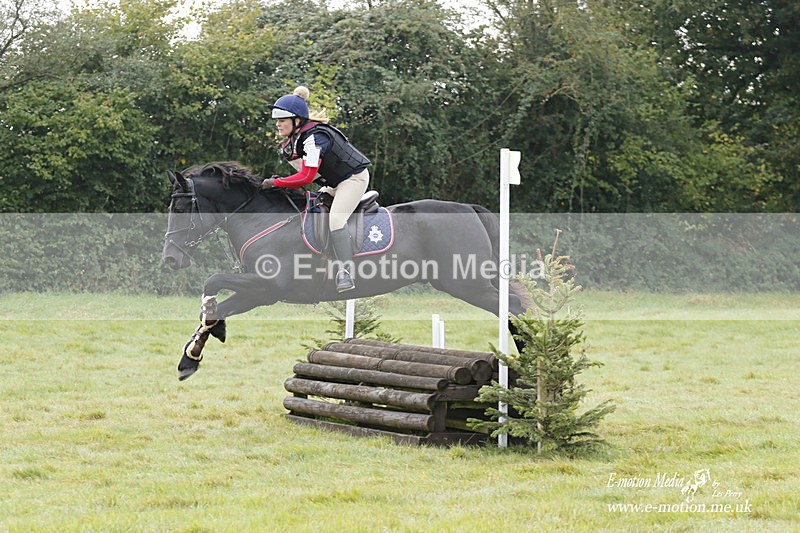  WWHT 171021 0952 - Open Novice (0.80m)  17/10/21